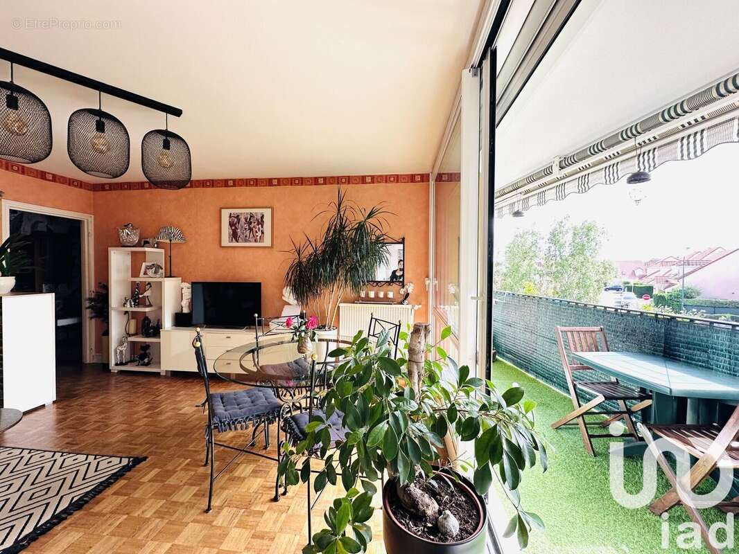 Photo 8 - Appartement à BALLAINVILLIERS