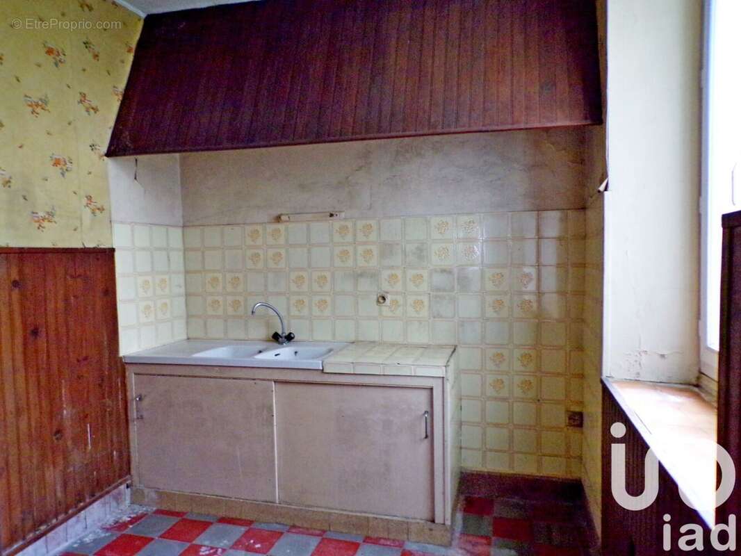 Photo 3 - Maison à SAINT-GENOU