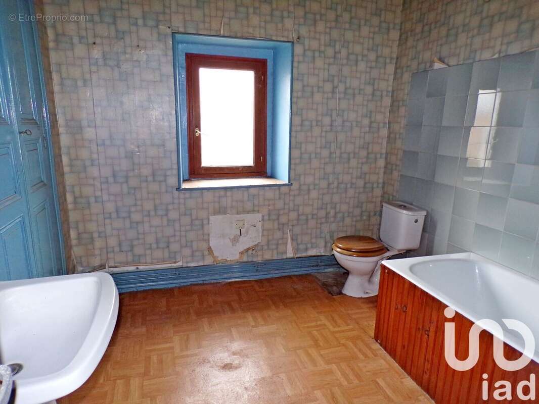 Photo 5 - Maison à SAINT-GENOU