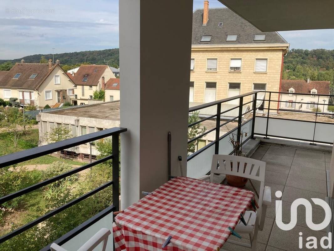 Photo 1 - Appartement à BURES-SUR-YVETTE