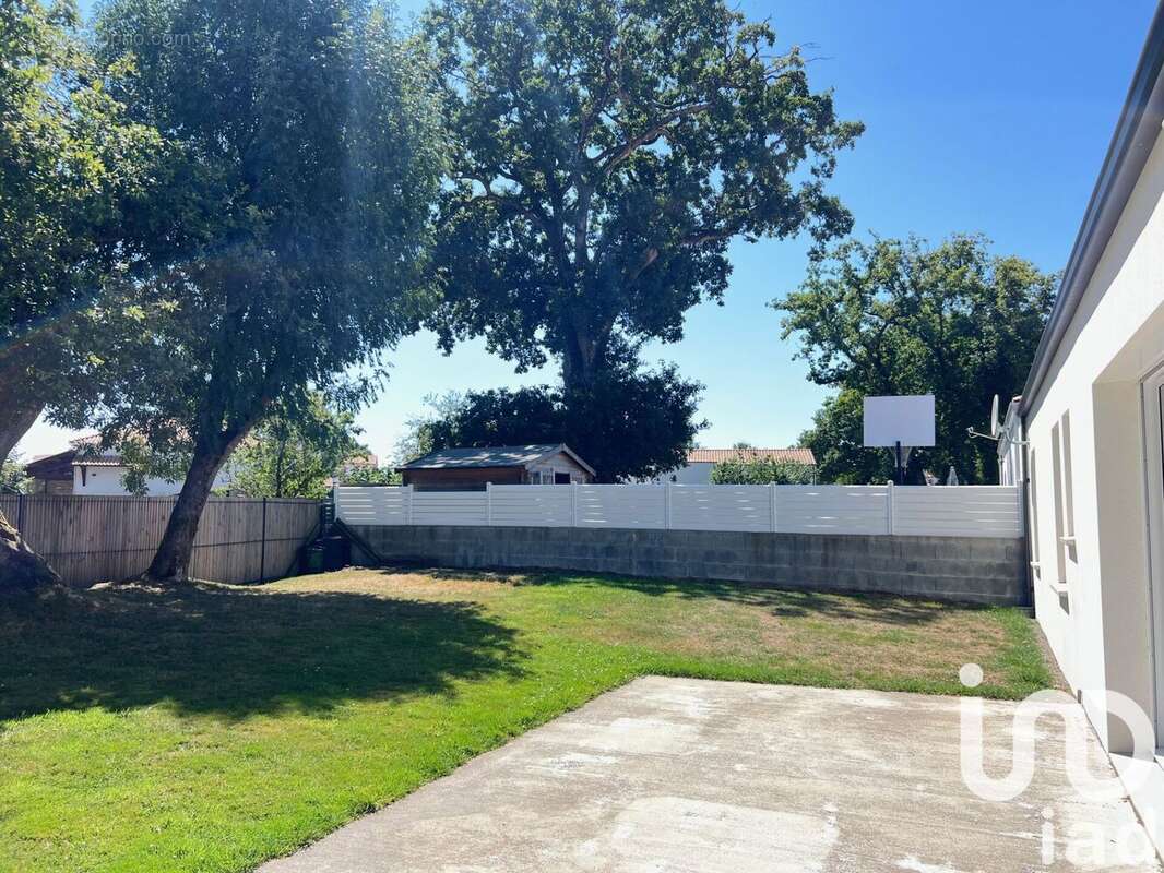 Photo 6 - Maison à SAINT-JULIEN-DES-LANDES