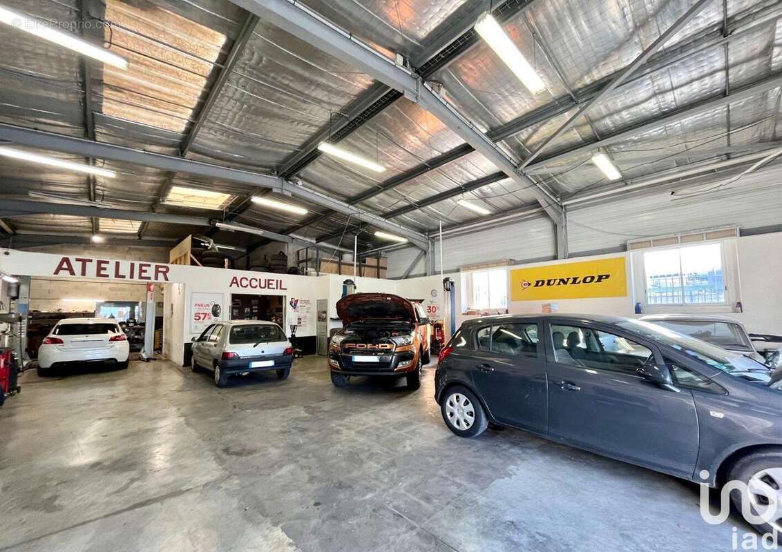 Photo 2 - Commerce à SIX-FOURS-LES-PLAGES