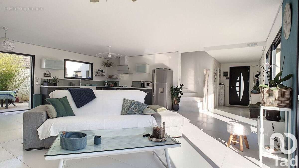 Photo 8 - Maison à TOURNON-SUR-RHONE