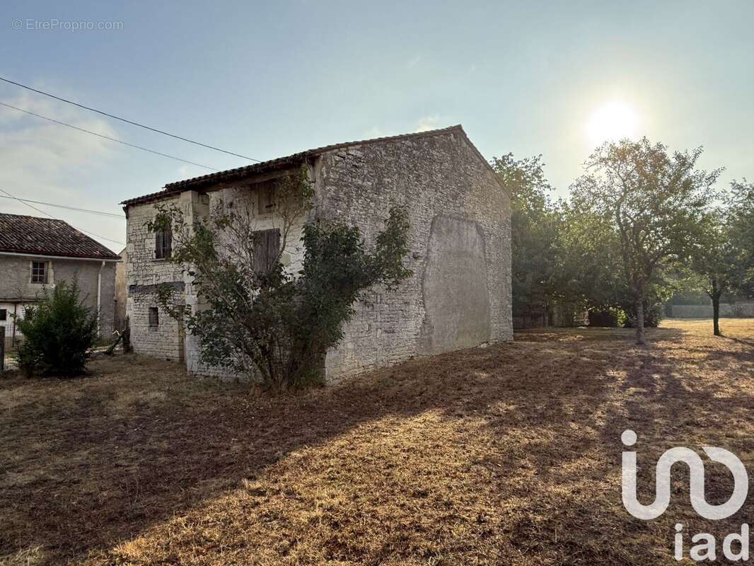 Photo 2 - Maison à LA ROCHENARD