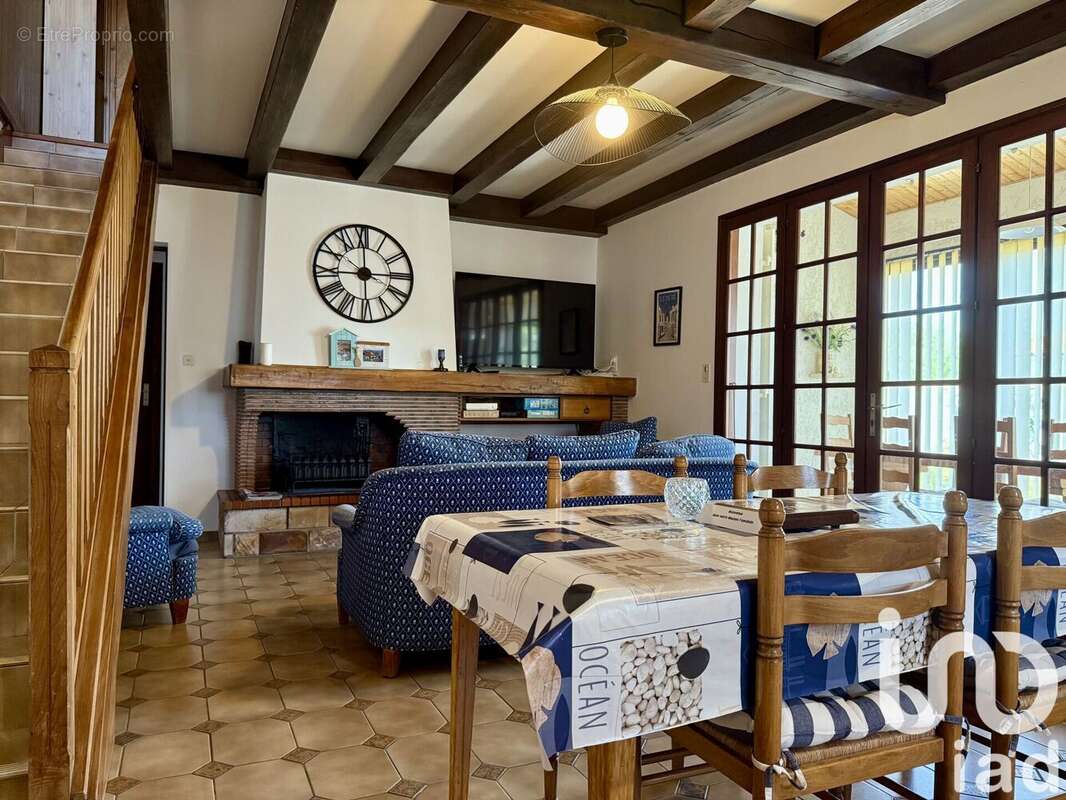 Photo 2 - Maison à LA BREE-LES-BAINS