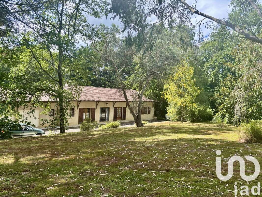 Photo 2 - Maison à LEMBRAS