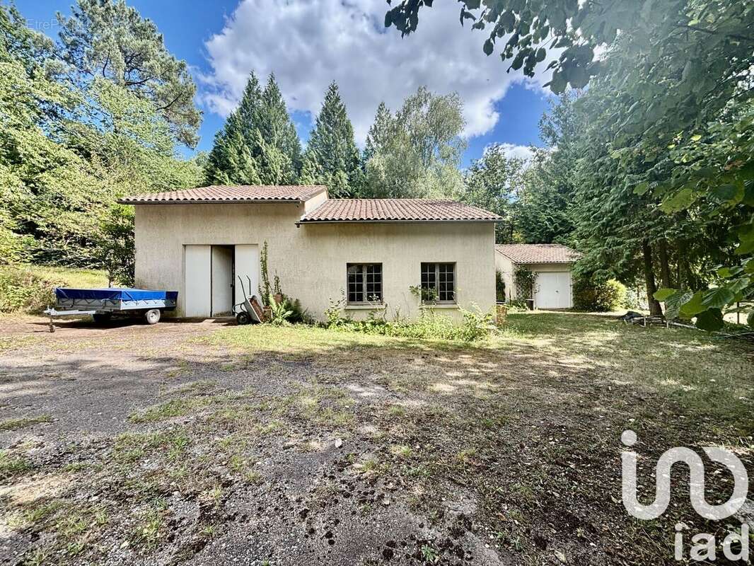 Photo 5 - Maison à LEMBRAS