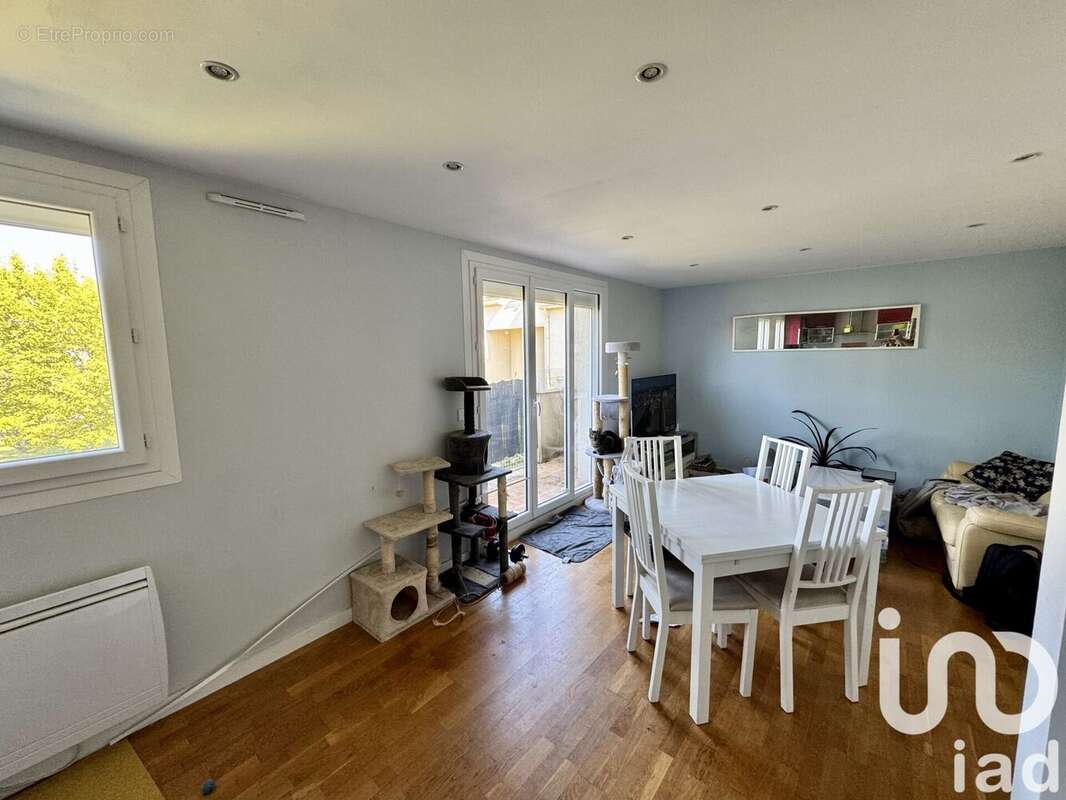 Photo 4 - Appartement à CHILLY-MAZARIN