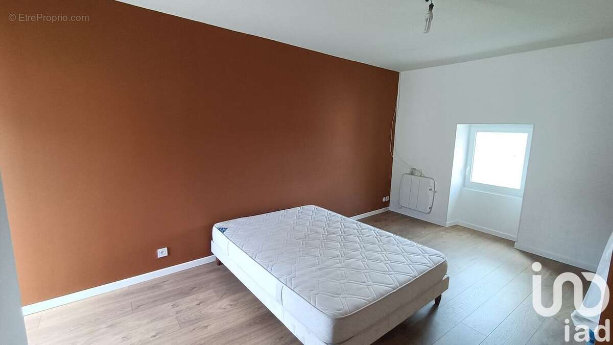 Photo 2 - Appartement à LE COUDRAY-MACOUARD