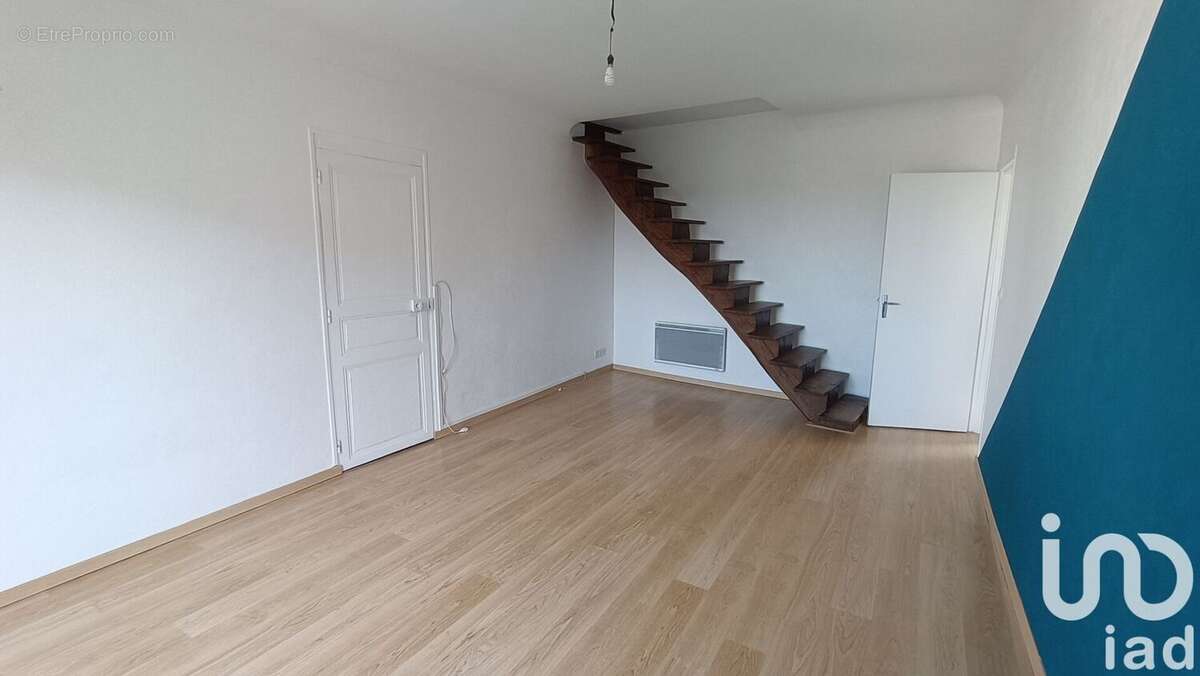 Photo 9 - Appartement à LE COUDRAY-MACOUARD