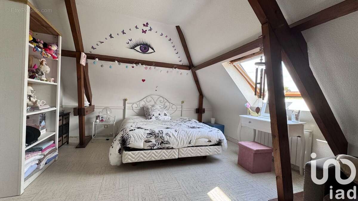 Photo 6 - Maison à SAINT-JUST-SAUVAGE