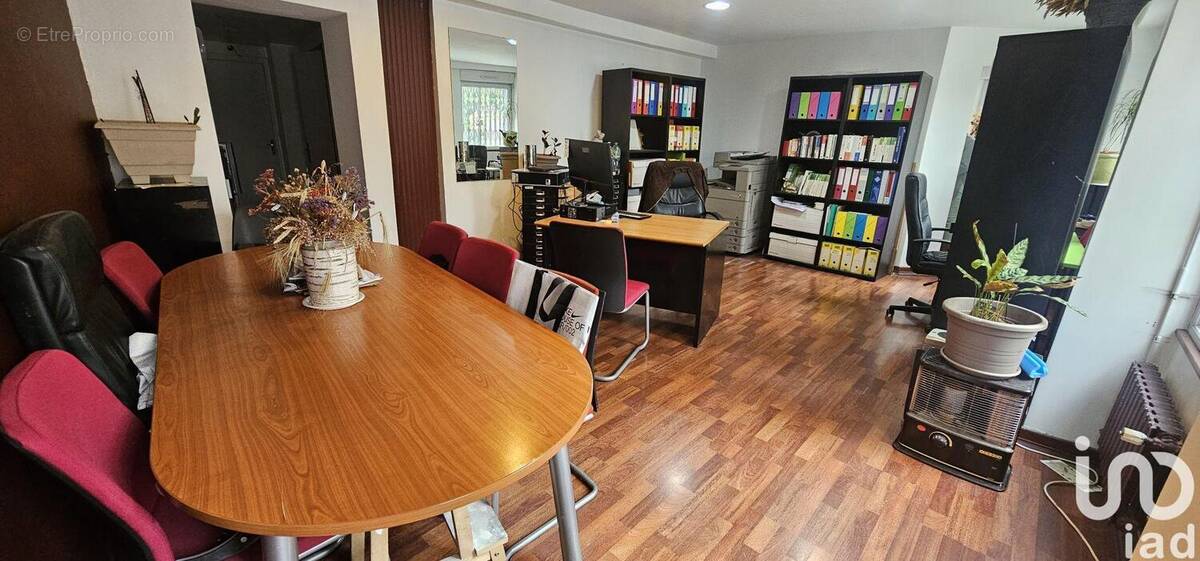 Photo 1 - Commerce à PARIS-18E