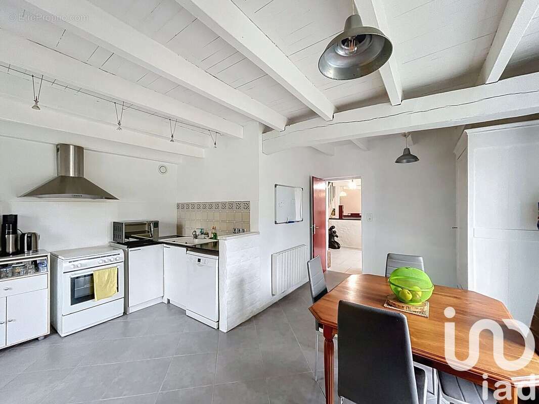 Photo 8 - Maison à SAINT-HILAIRE-DES-LOGES