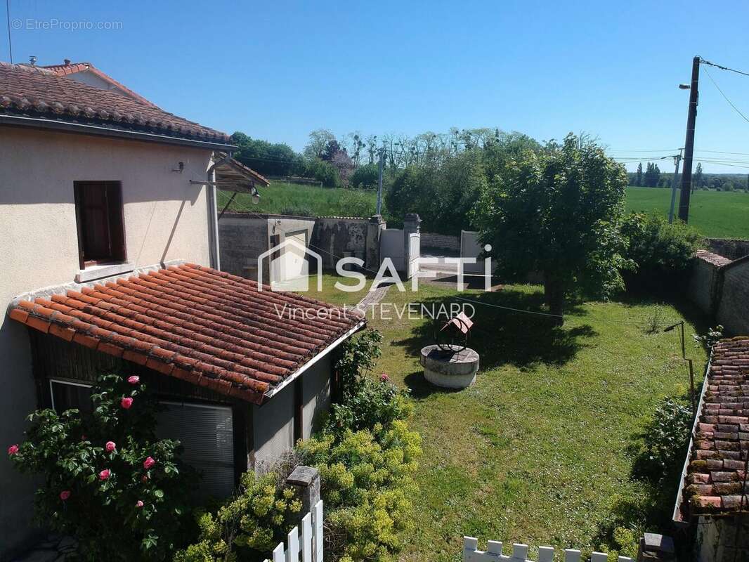 Photo 4 - Maison à LIGNE