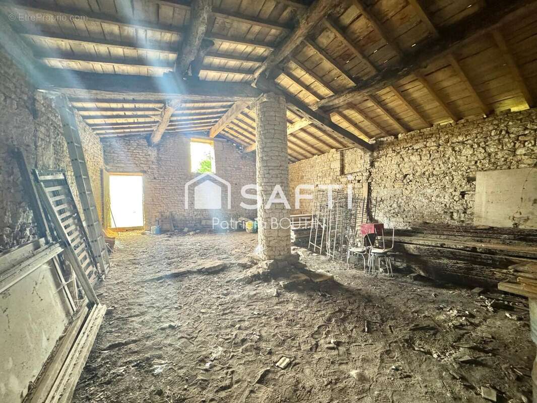 Photo 8 - Maison à BENET