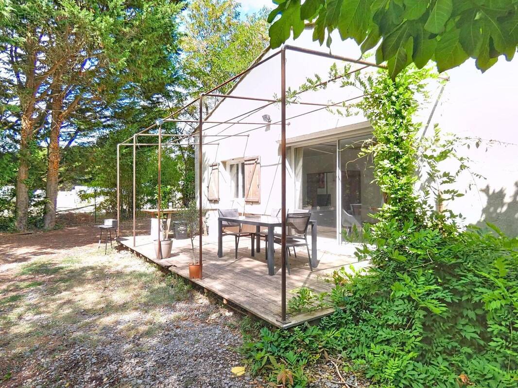 Photo 1 - Maison à VILLENEUVE-MINERVOIS