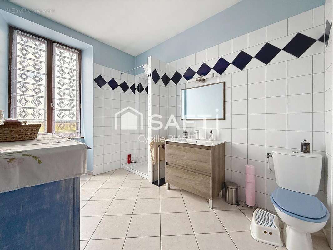 Photo 8 - Maison à IZEAUX