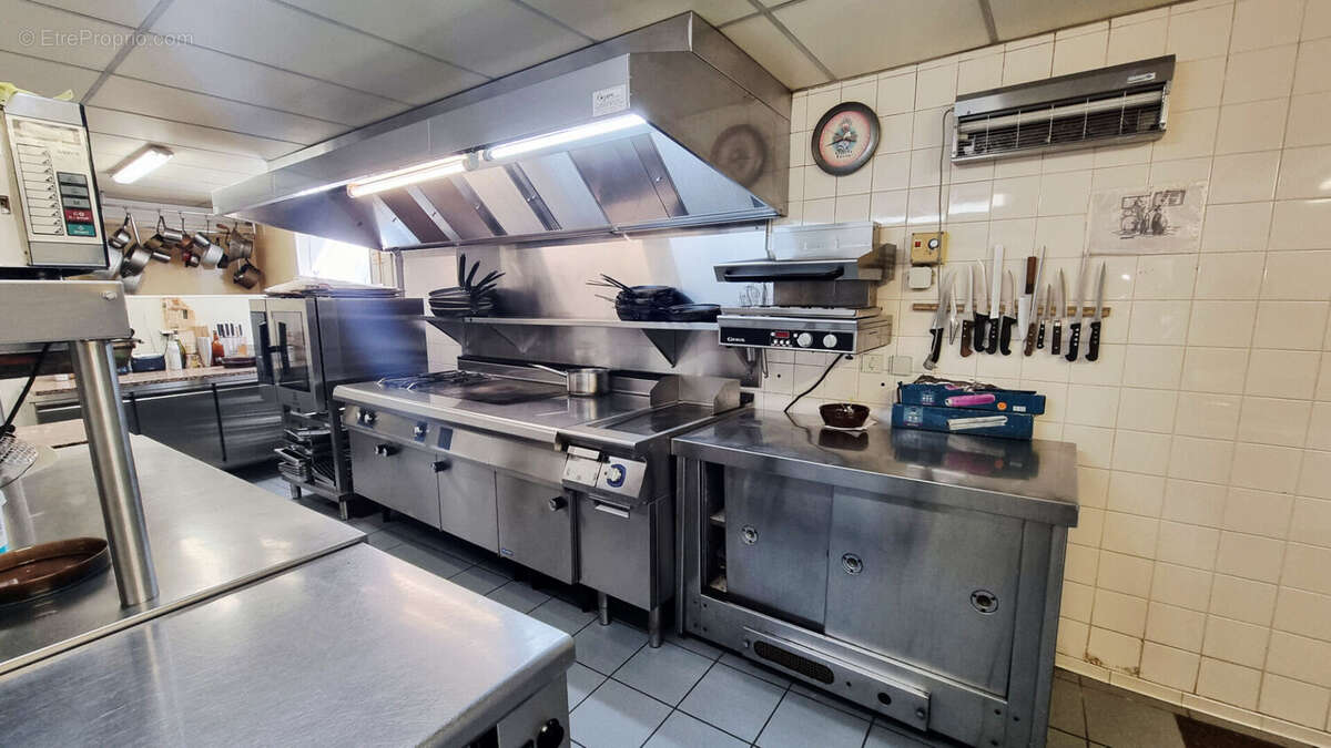 Commerce à SAINT-GERMAIN-DE-JOUX