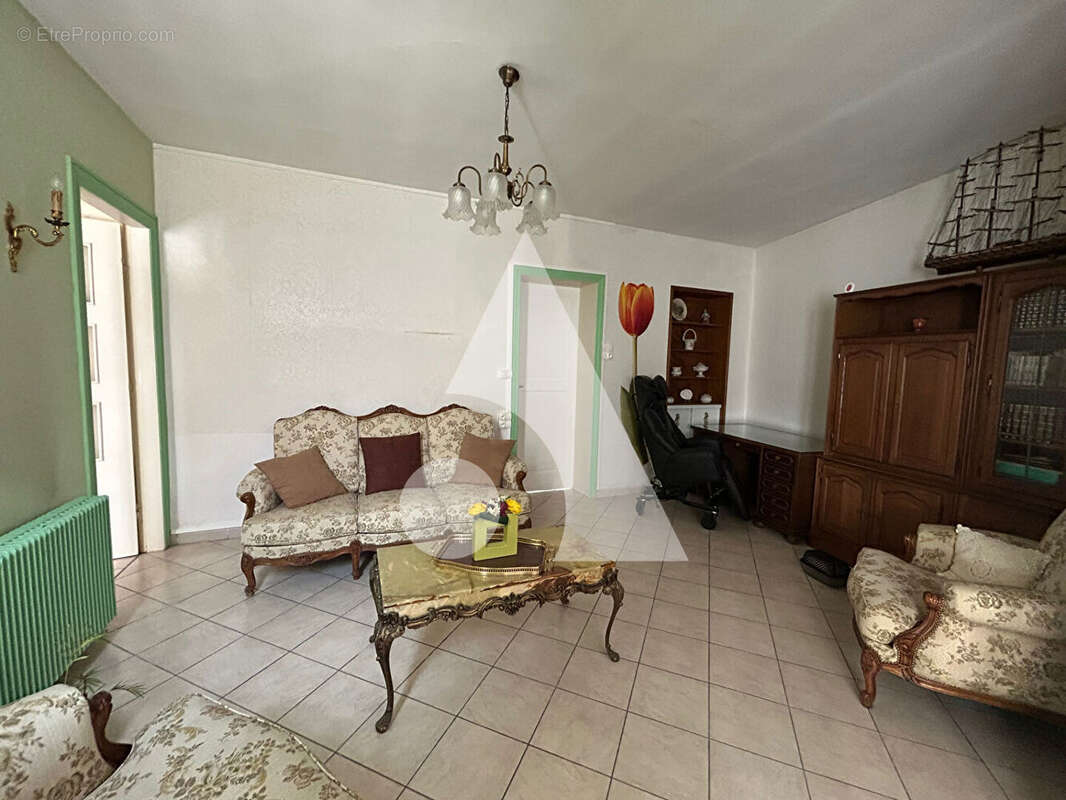 Maison à AUBERCHICOURT