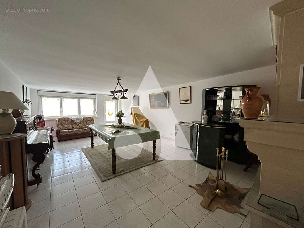 Maison à AUBERCHICOURT