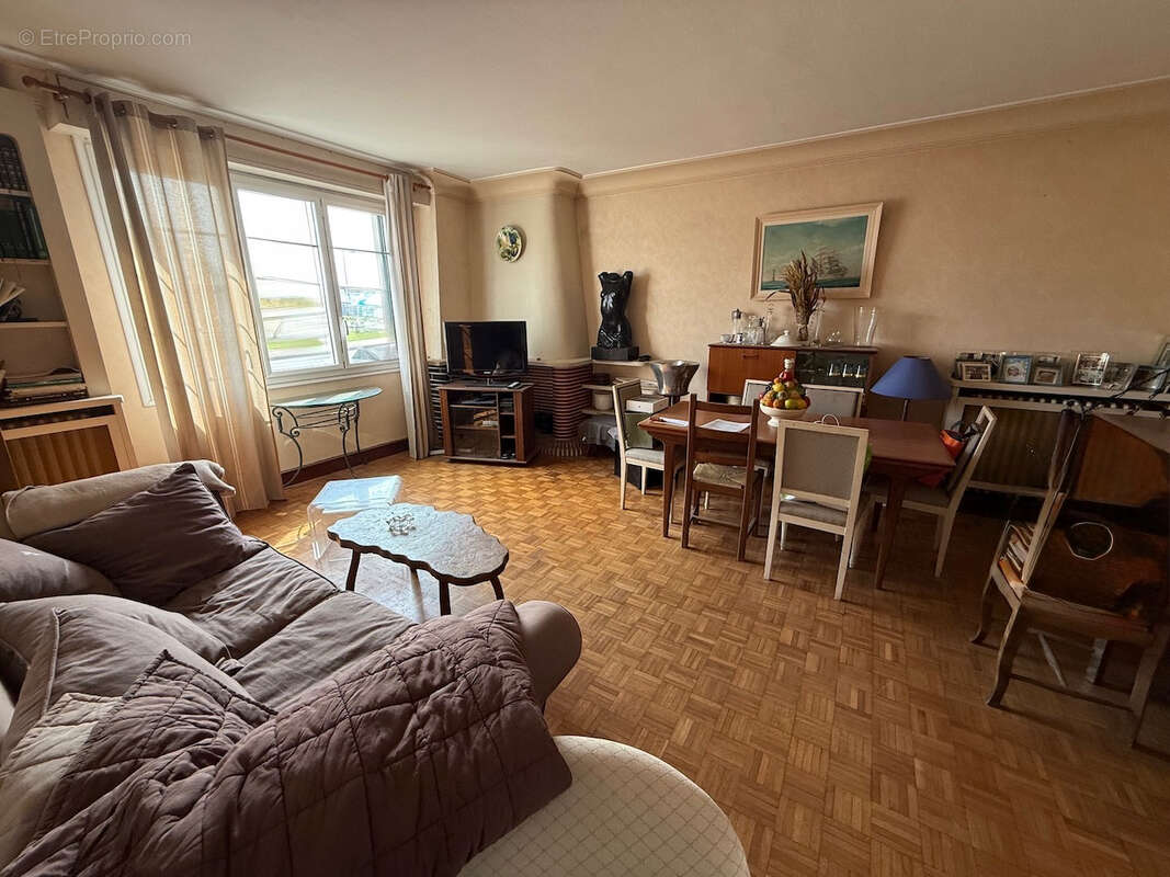 Maison à LE POULIGUEN