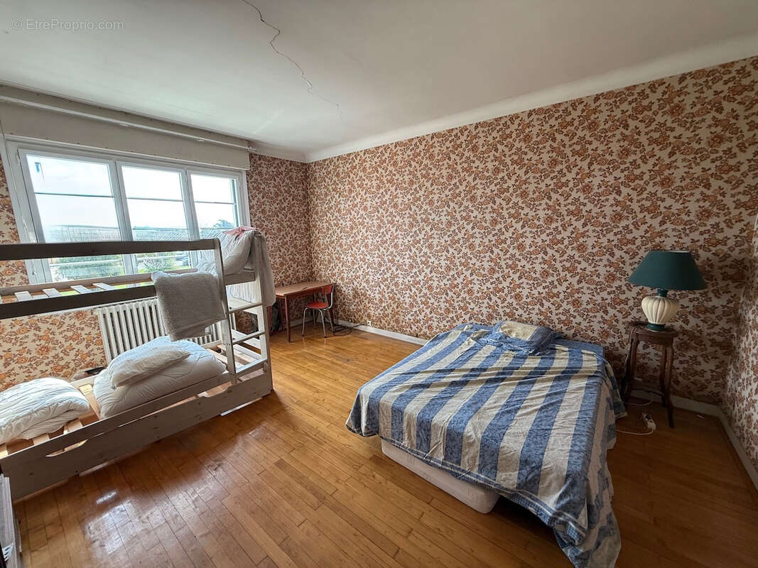 Maison à LE POULIGUEN