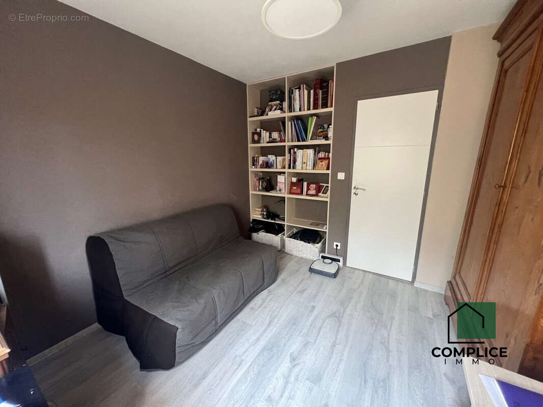 Maison à SAINT-ETIENNE-DE-MONTLUC