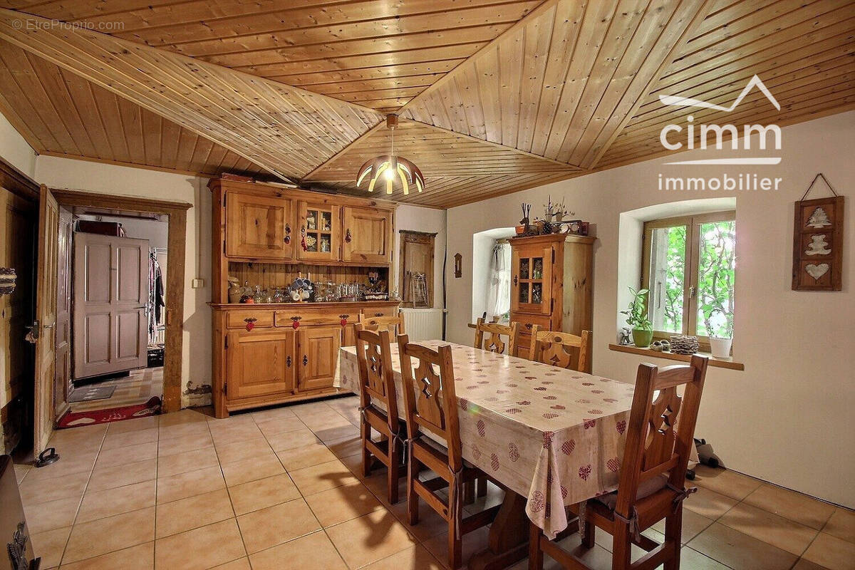 Maison à SAINT-SIGISMOND