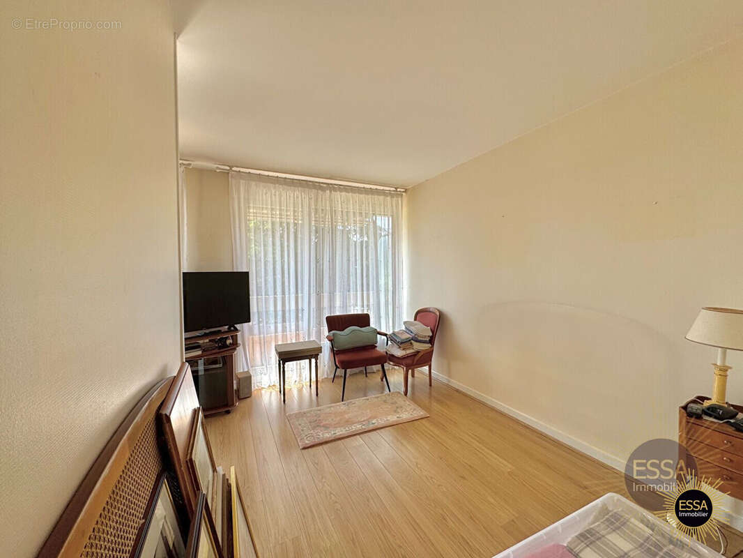 Appartement à NOISY-LE-ROI