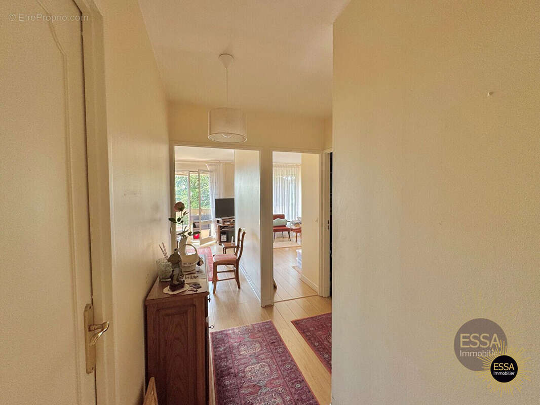 Appartement à NOISY-LE-ROI