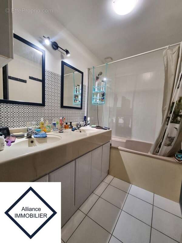 Appartement à MONTAUBAN-DE-BRETAGNE