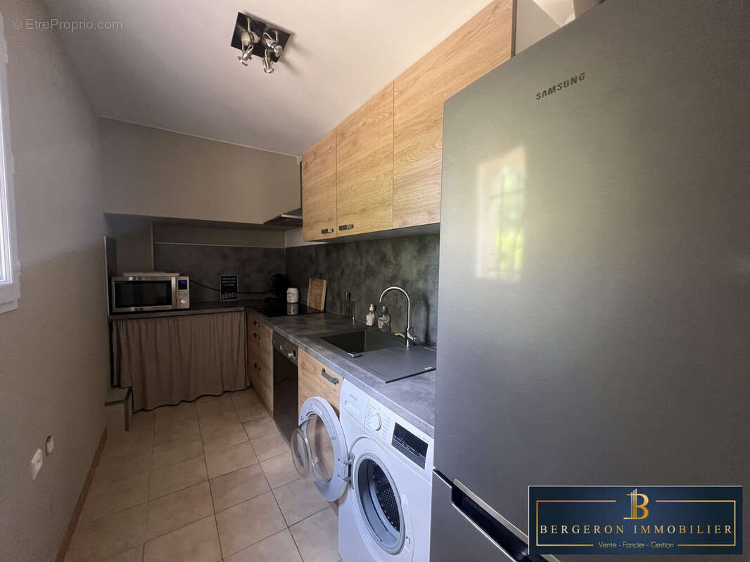 Maison à SAINT-CEZAIRE-SUR-SIAGNE