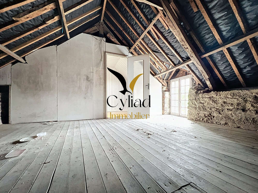 Maison à MINIAC-MORVAN