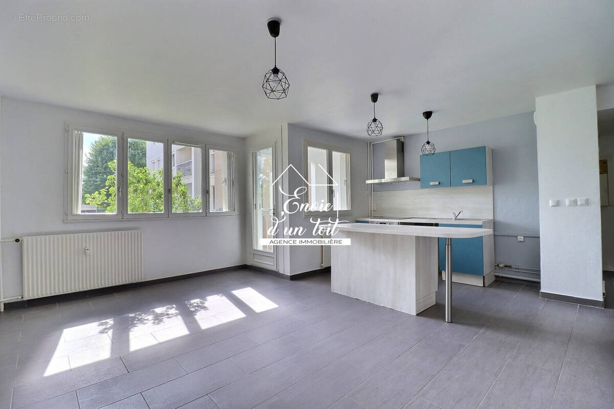 Appartement à CANTELEU