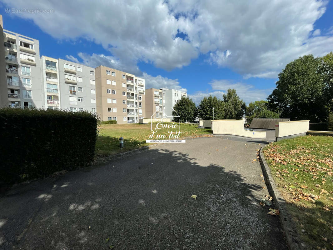 Appartement à CANTELEU