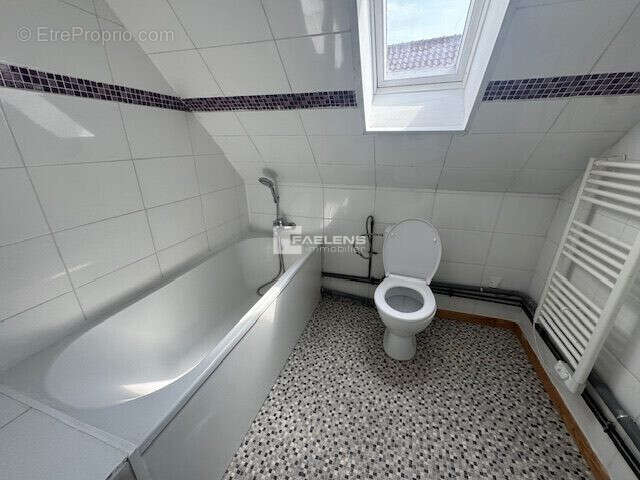 Maison à FACHES-THUMESNIL