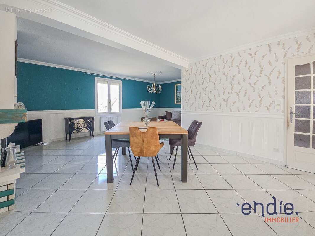 Maison à BESSAY-SUR-ALLIER