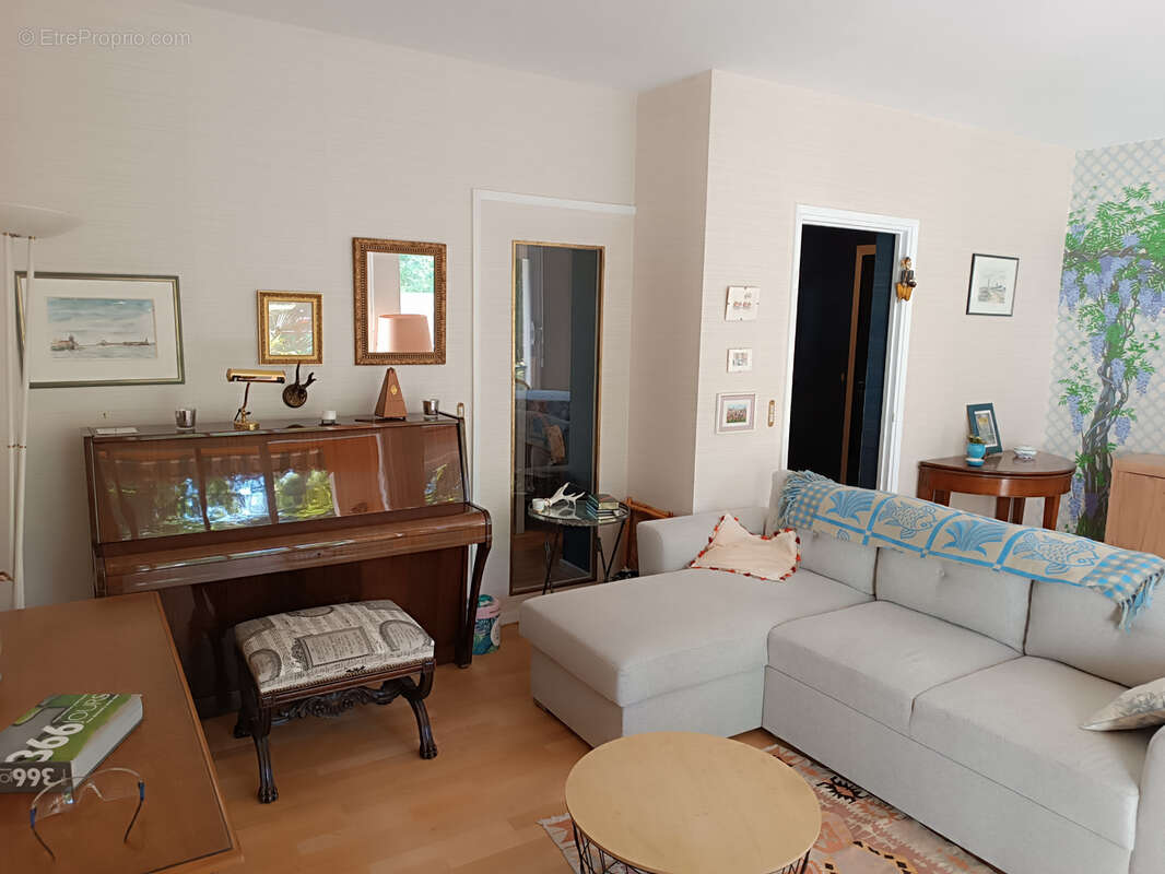 Appartement à GOUVIEUX