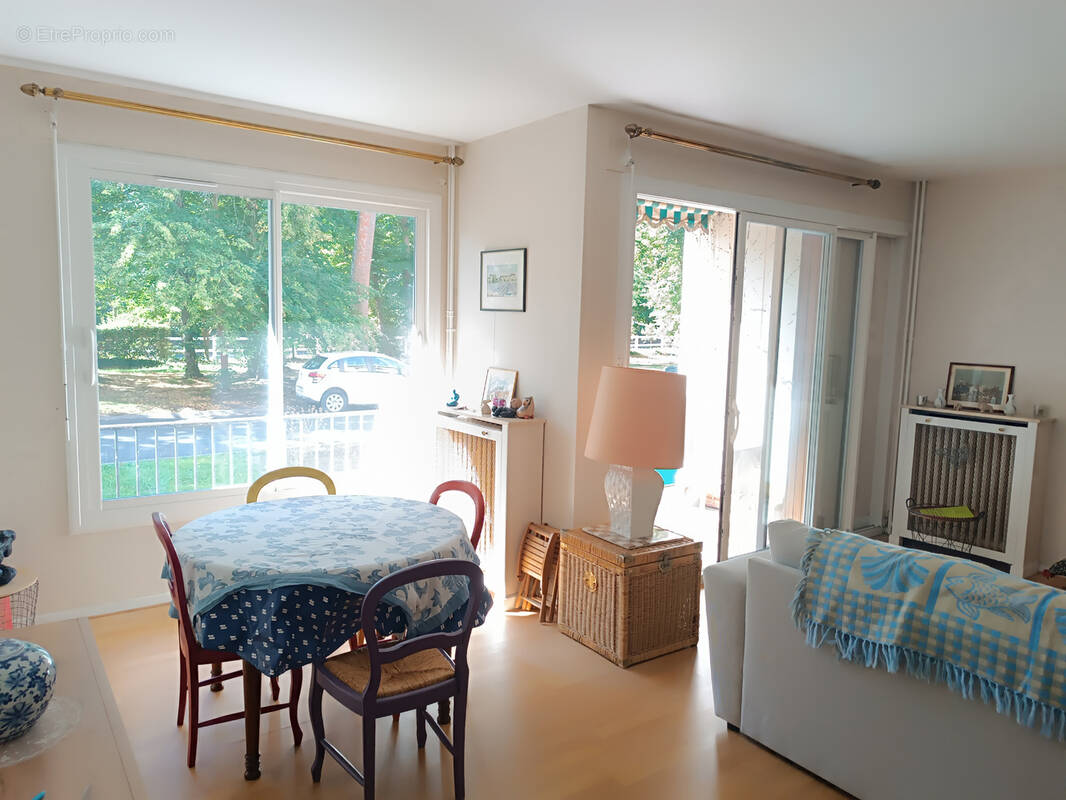 Appartement à GOUVIEUX