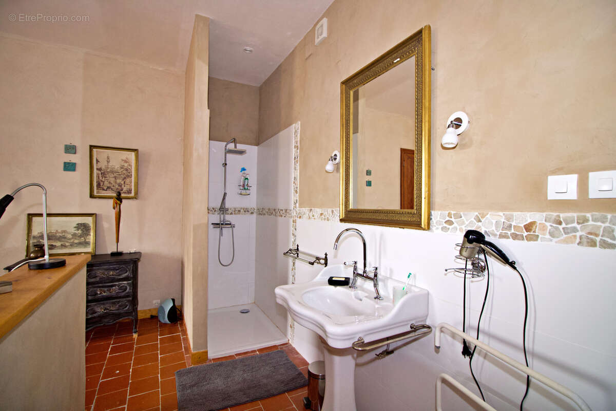 Maison à SAINT-ANDRE-DE-ROQUELONGUE