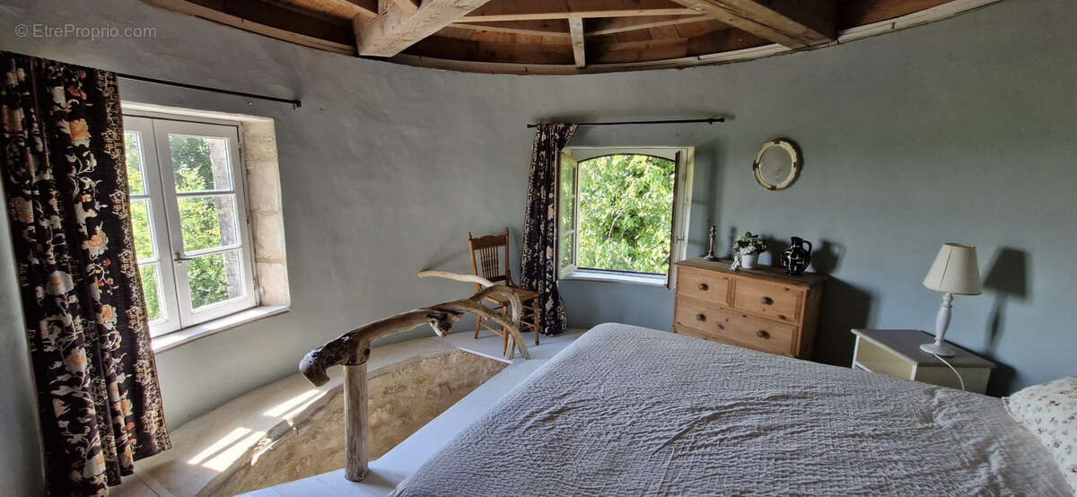 Maison à SAINT-FORT-SUR-GIRONDE