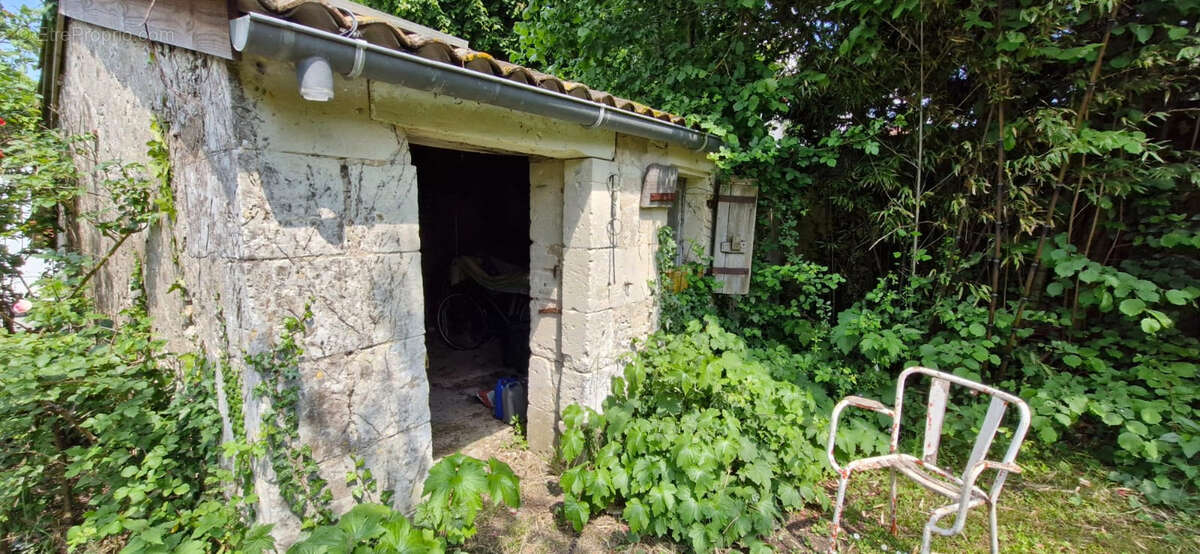 Maison à SAINT-FORT-SUR-GIRONDE
