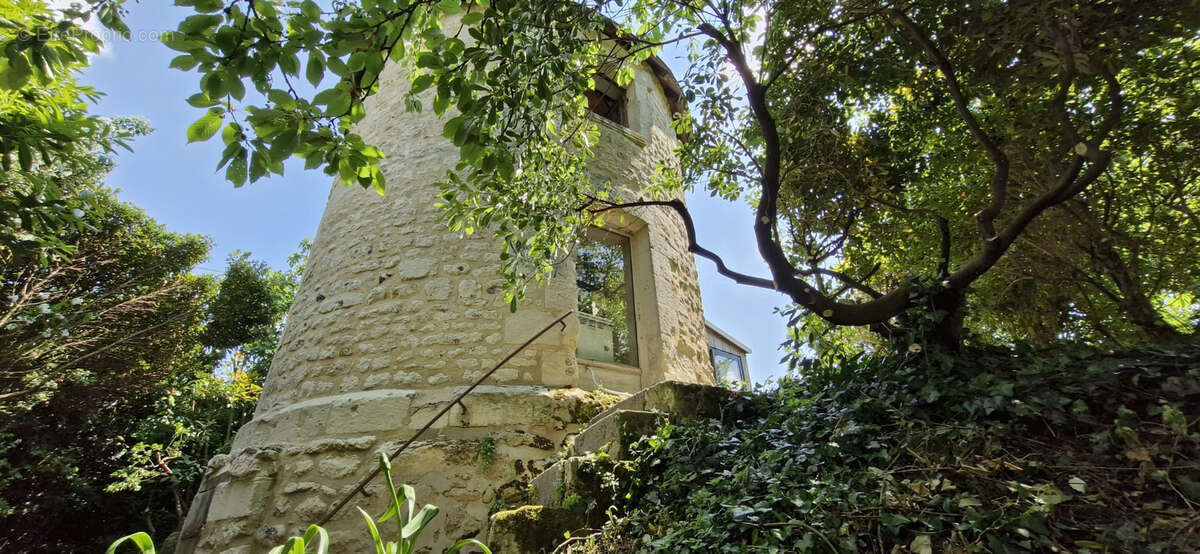 Maison à SAINT-FORT-SUR-GIRONDE