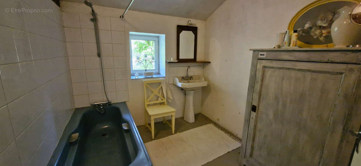 Maison à SAINT-FORT-SUR-GIRONDE