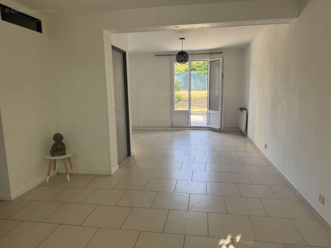 Maison à FLEURY-LES-AUBRAIS