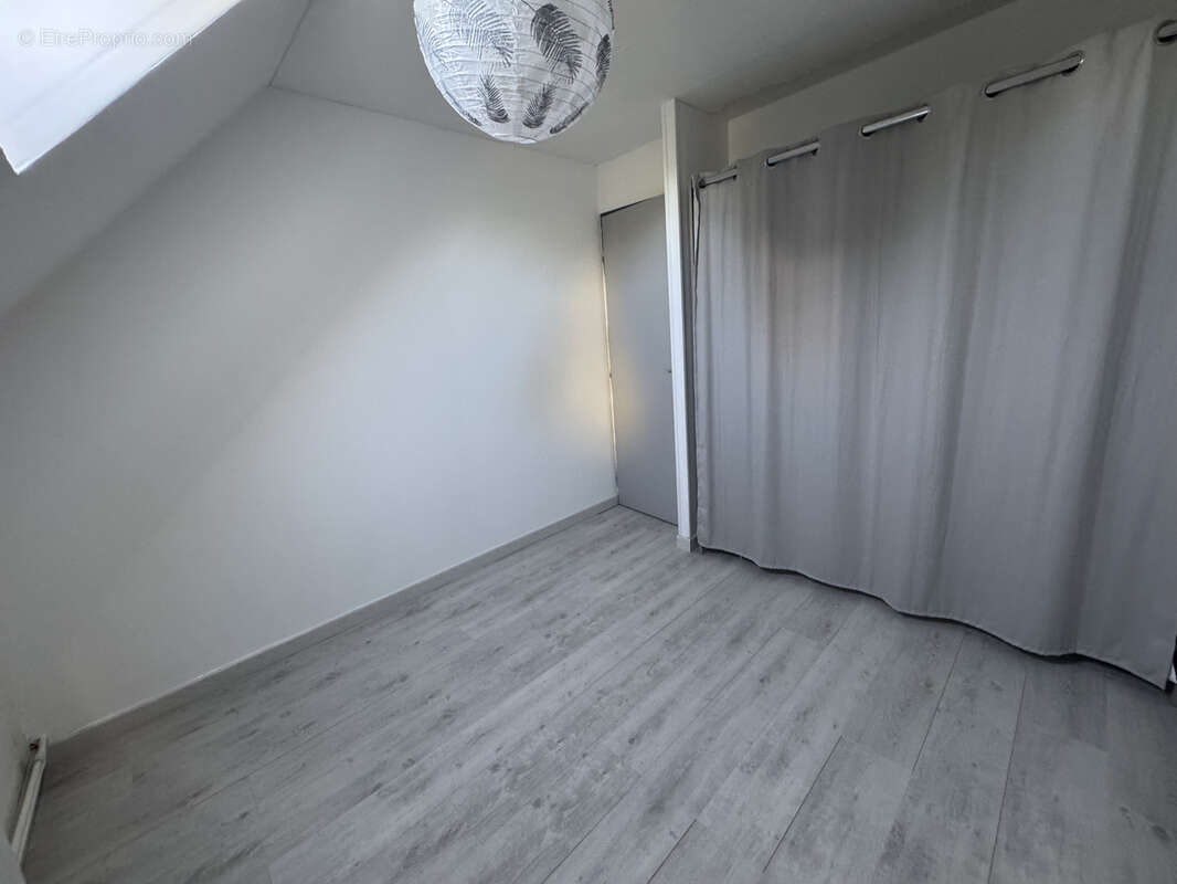 Maison à FLEURY-LES-AUBRAIS