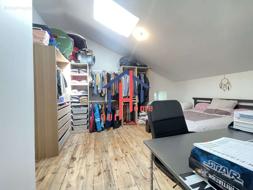 Maison à SANSSAC-L&#039;EGLISE