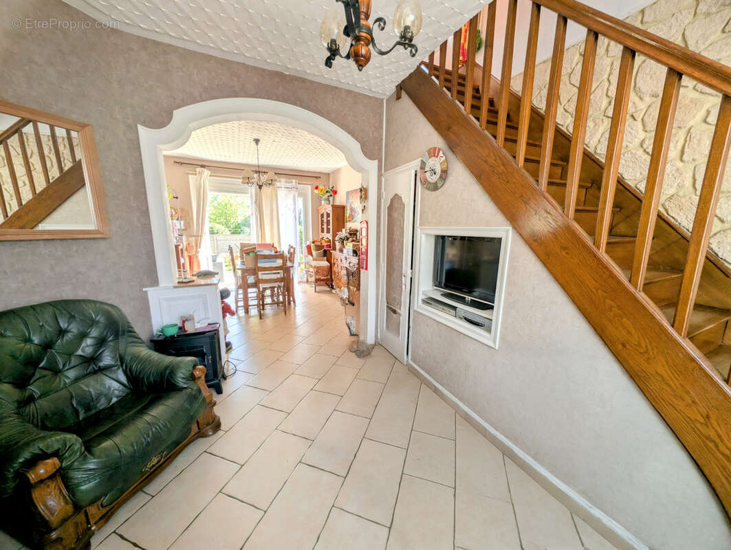 Maison à SAINTE-SAVINE