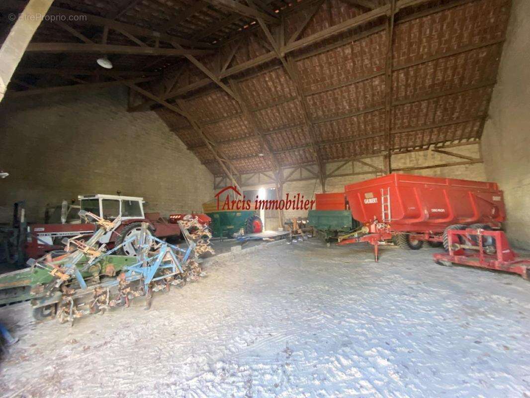 Maison à ARCIS-SUR-AUBE