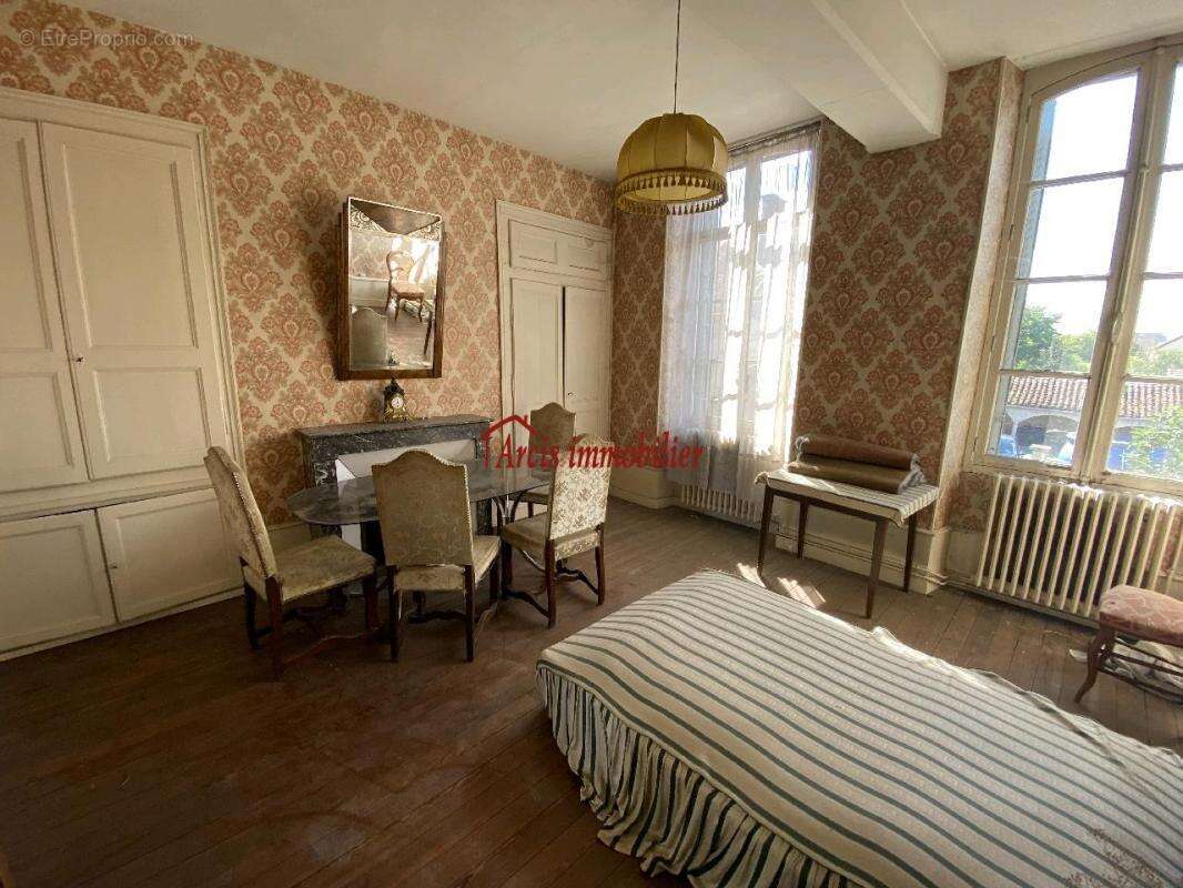 Maison à ARCIS-SUR-AUBE